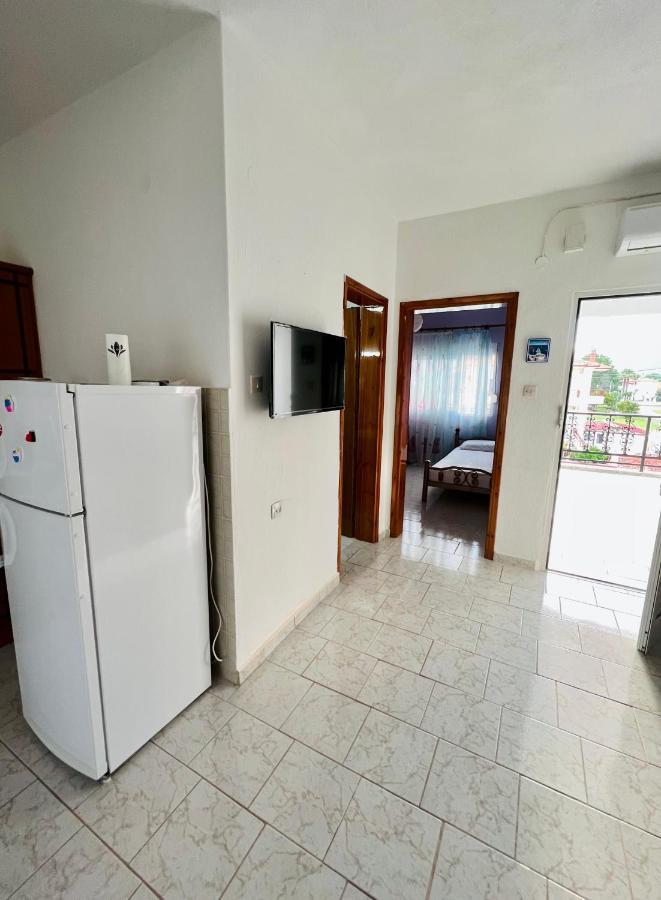 Atlantis Apartments Неа-Врасна Екстер'єр фото