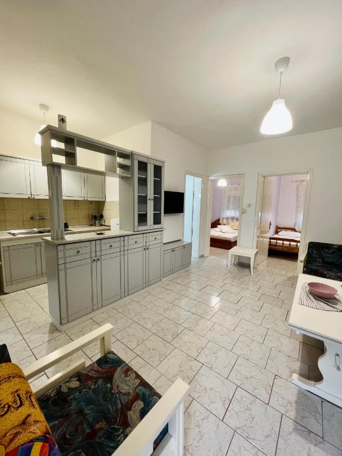 Atlantis Apartments Неа-Врасна Екстер'єр фото