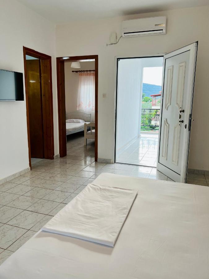 Atlantis Apartments Неа-Врасна Екстер'єр фото