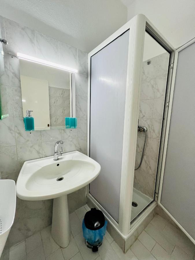 Atlantis Apartments Неа-Врасна Екстер'єр фото